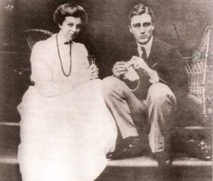 Franklin Delano Roosevelt with his wife Eleanor