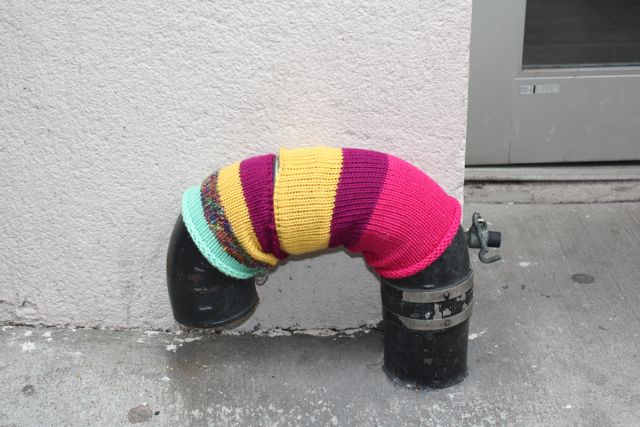 Yarn on pipes
