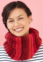 Free Crochet Pattern: Fast And Easy Cowl