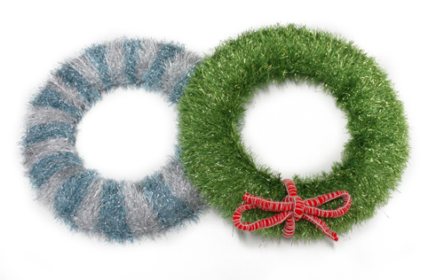 Holiday Wreaths in Glitter Eyelash