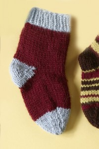 Sock Tips, Pt. 2: Knit Charming Two-Tone Socks | Lion Brand Notebook