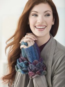 Crocodile Stitch Wrist Warmers (Crochet)