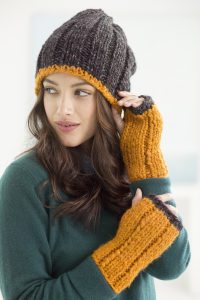 Color Tipped Mitts and Slouch Hat