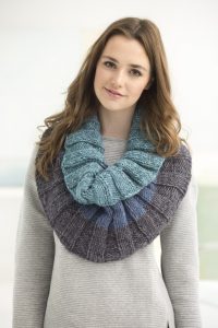 Tonal Ribbed Cowl Knit