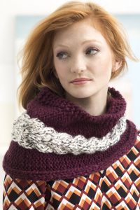 Elmont Cabled Cowl