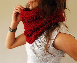 Drop Stitch Cowl (Knit) by Abi Gregorio