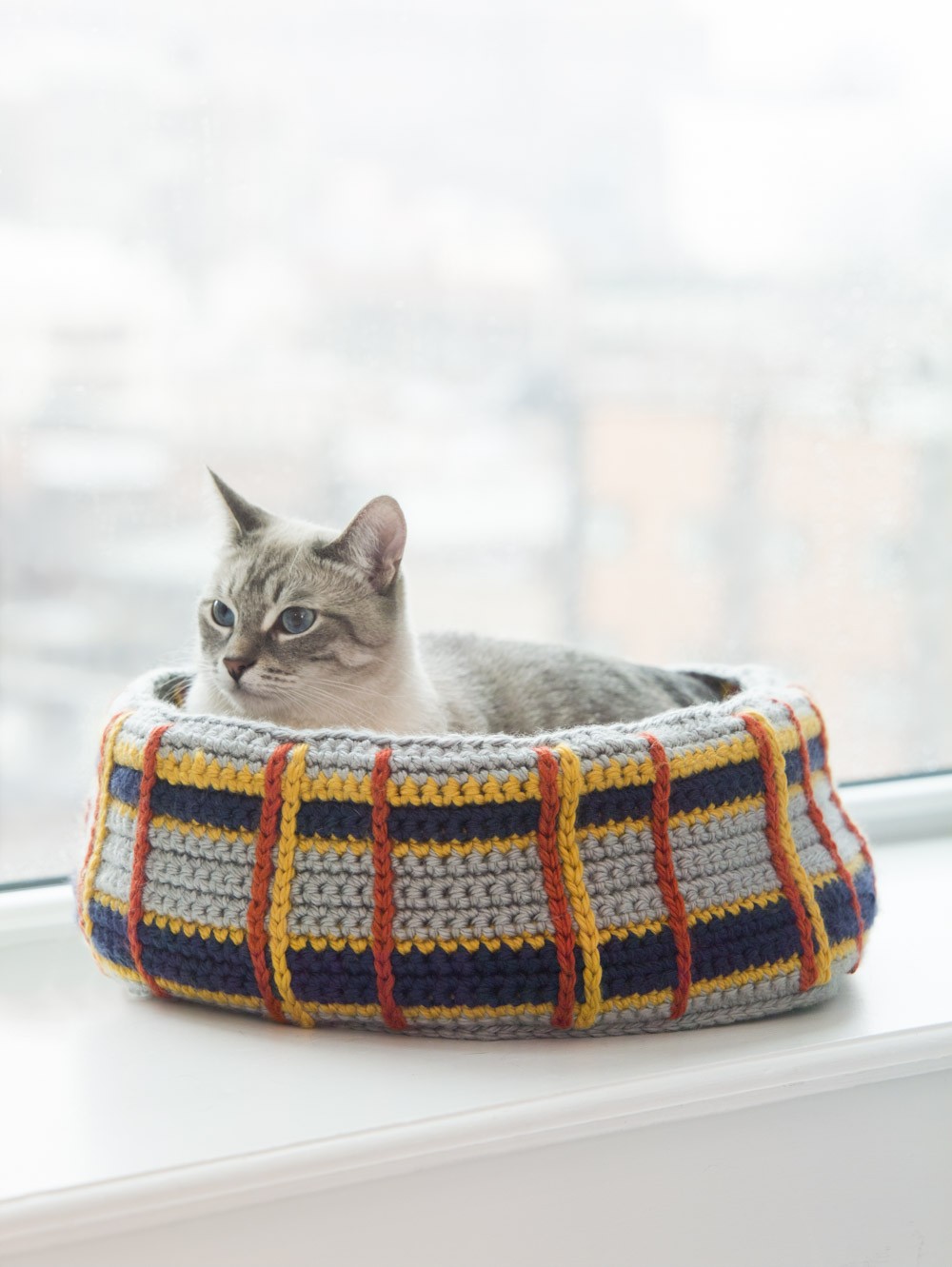 Curl-Up Kitty Cat Bed Crochet