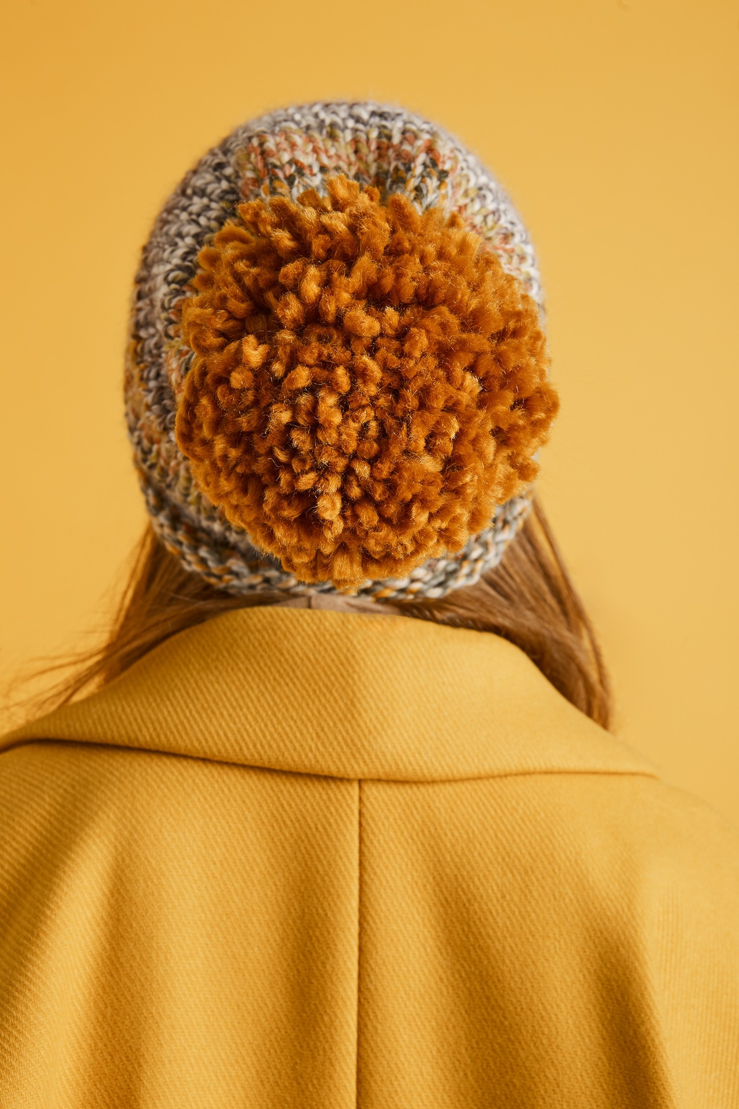 Back Side of Simple Hat (Knit)